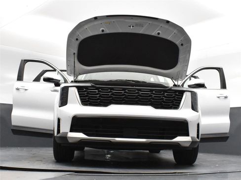 New 2026 Kia Sorento S w/ S Panoramic Sunroof Package image 22