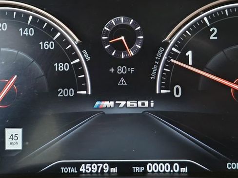 Used 2018 BMW M760i xDrive w/ Luxury Rear Seating Package AWD/4WD image 34