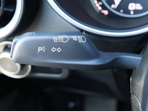 Used 2023 Alfa Romeo Stelvio Ti AWD/4WD image 22