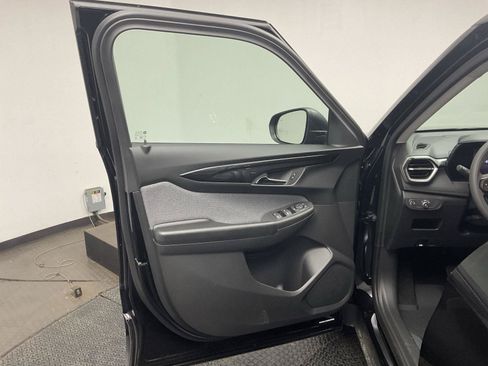 New 2026 Chevrolet TrailBlazer LS w/ LS Convenience Package AWD/4WD image 9