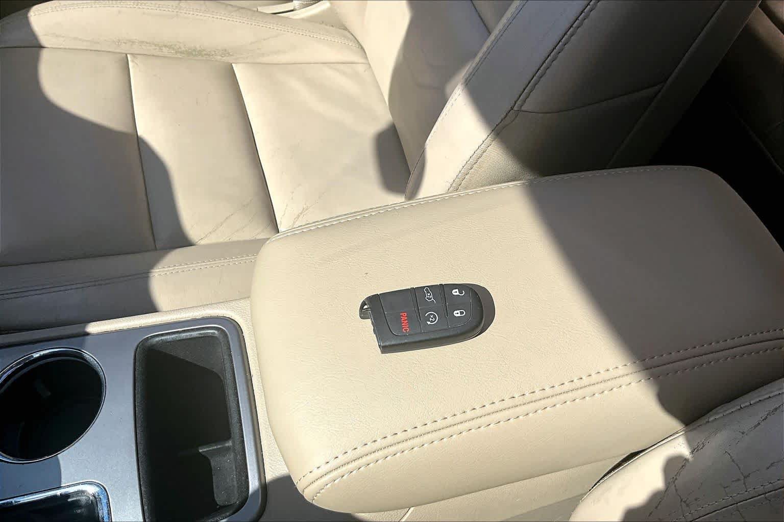 Used 2020 Jeep Grand Cherokee Limited RWD image 14