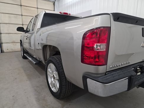 Used 2008 Chevrolet Silverado 1500 LT w/ Texas Edition image 11