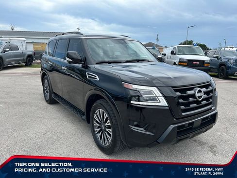 Used 2024 Nissan Armada SL w/ Midnight Edition Package RWD image 3