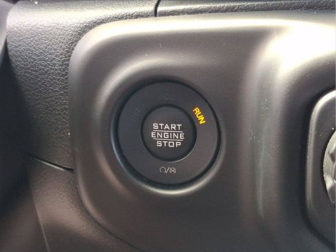Used 2023 Jeep Wrangler Unlimited Sahara w/ Cold Weather Group AWD/4WD image 23