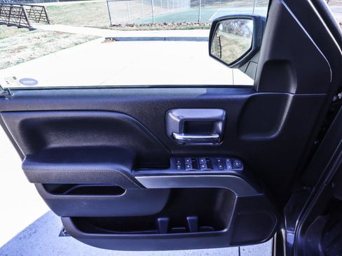 Used 2019 Chevrolet Silverado 1500 LT w/ All Star Edition image 26