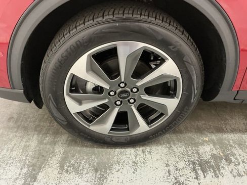 Used 2023 Ford Escape Platinum w/ Premium Technology Package image 11