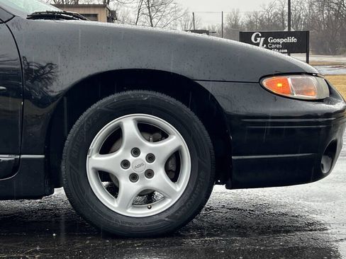 Used 1997 Pontiac Grand Prix GT w/ Opt Pkg image 9