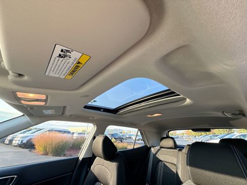 New 2026 Hyundai Venue SEL image 22