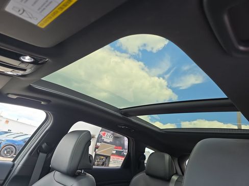 Certified 2023 Kia Sportage X-Line w/ X-Line Premium Package AWD/4WD image 19