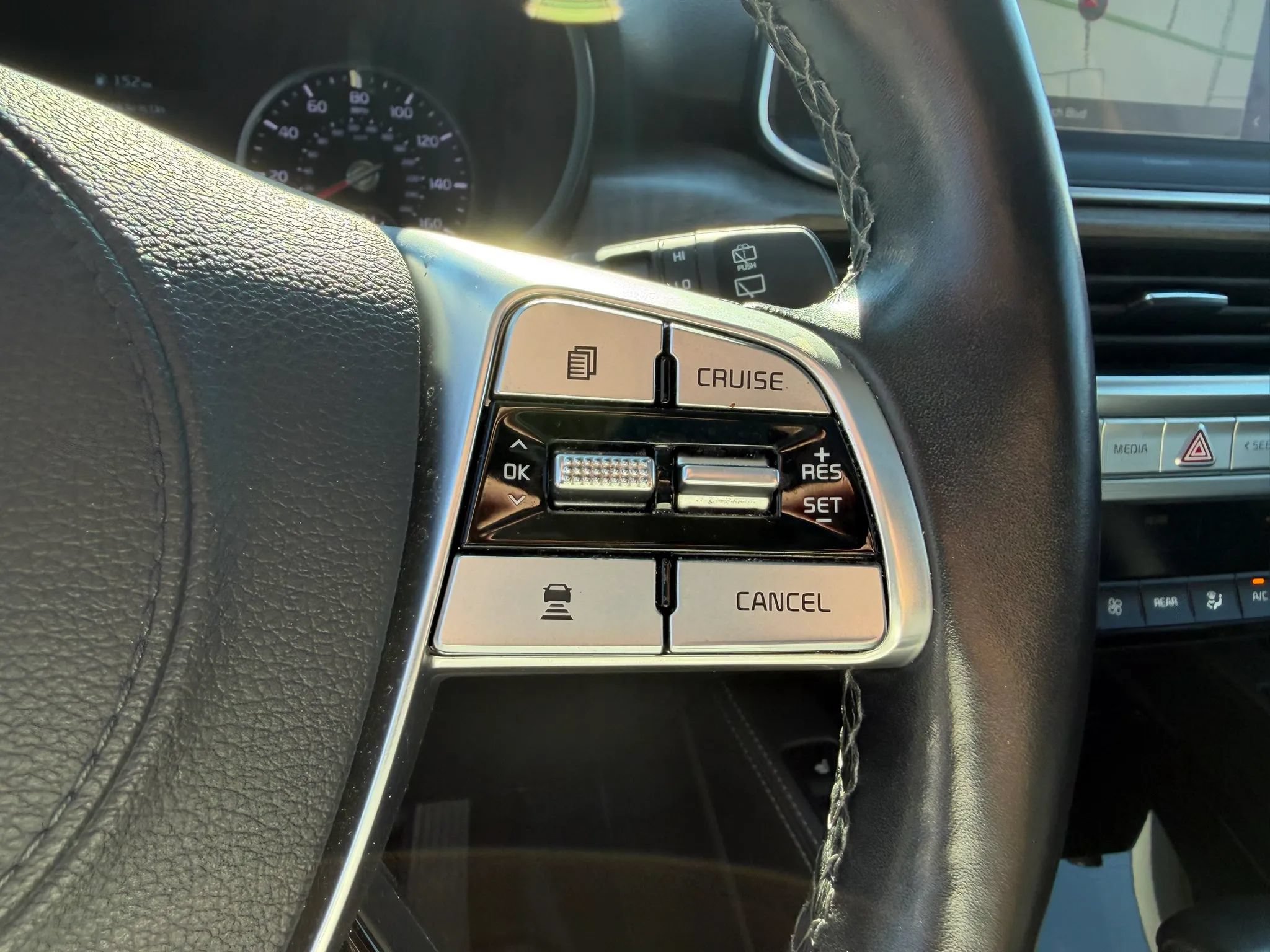 Used 2021 Kia Telluride EX w/ EX Premium Package AWD/4WD image 37