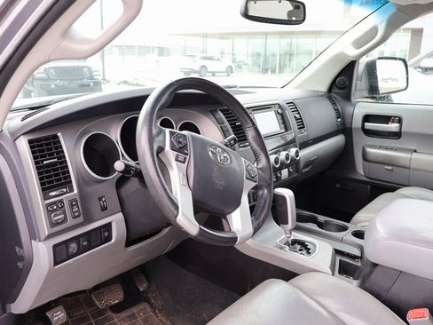 Used 2014 Toyota Sequoia Limited image 18