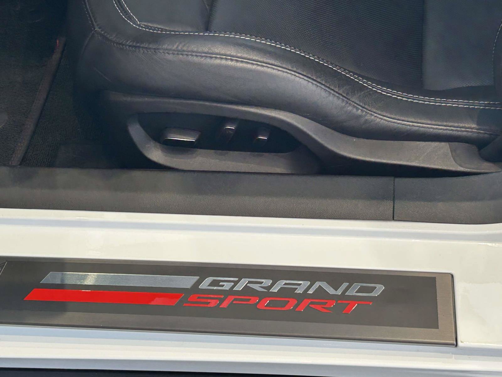 Used 2017 Chevrolet Corvette Grand Sport RWD image 17