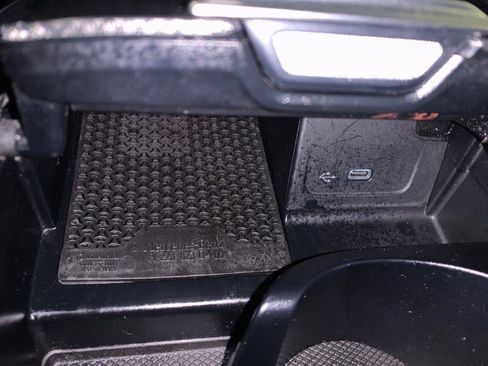 Used 2022 Mercedes-Benz C 300 4MATIC Sedan w/ Pinnacle Trim Package image 45