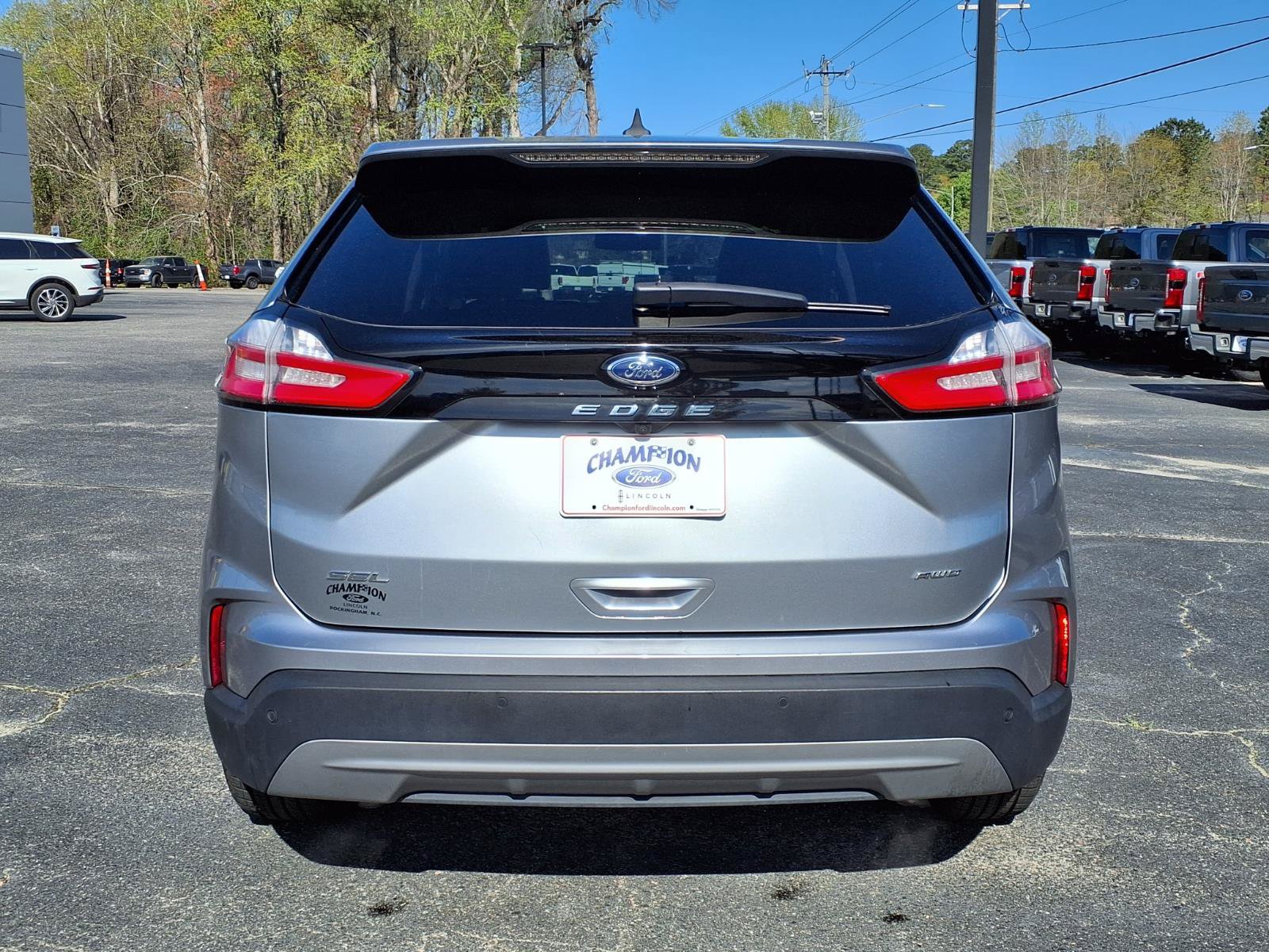 Used 2024 Ford Edge SEL AWD/4WD image 24