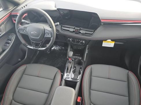 New 2026 Chevrolet TrailBlazer RS w/ Convenience Package FWD image 32