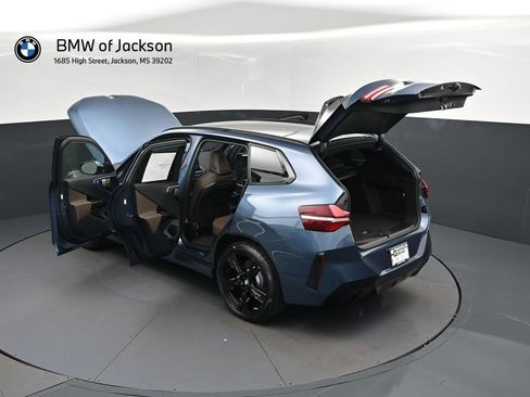 New 2026 BMW X3 xDrive30i w/ Premium Package AWD/4WD image 2