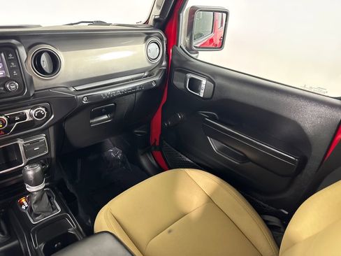 Used 2021 Jeep Wrangler Unlimited Sport AWD/4WD image 27
