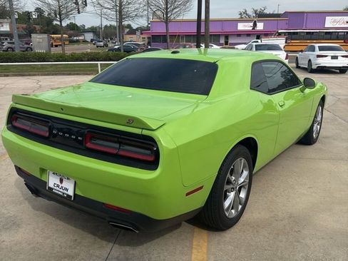 Used 2023 Dodge Challenger SXT AWD/4WD image 4