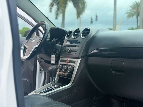 Used 2014 Chevrolet Captiva Sport LTZ FWD image 16
