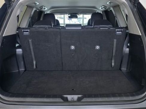 Used 2025 Toyota Grand Highlander XLE image 6