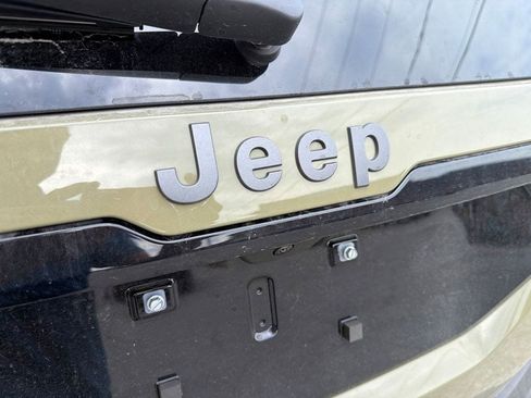 New 2026 Jeep Cherokee Overland AWD/4WD image 19