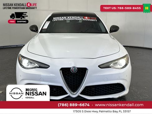 Used 2018 Alfa Romeo Giulia Ti Sport w/ Quick Order Package 22S Sport image 4