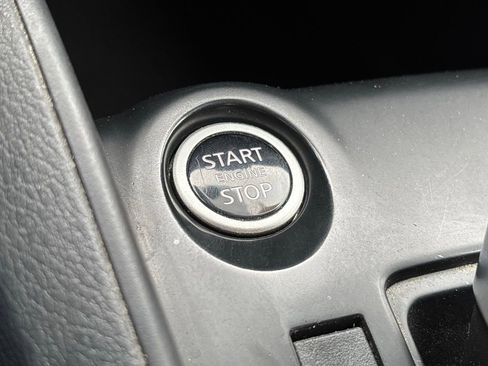 Used 2023 Nissan Kicks S image 12