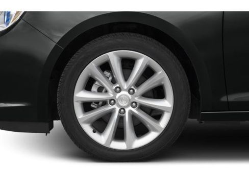 Used 2015 Buick Verano w/ Comfort Package FWD image 14
