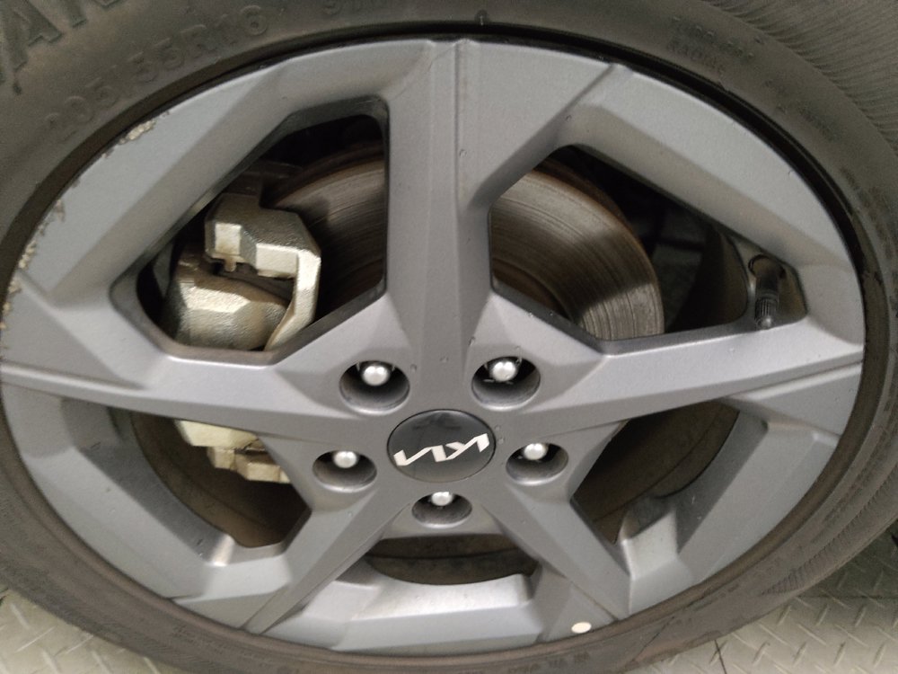 Used 2025 Kia K4 FWD image 31