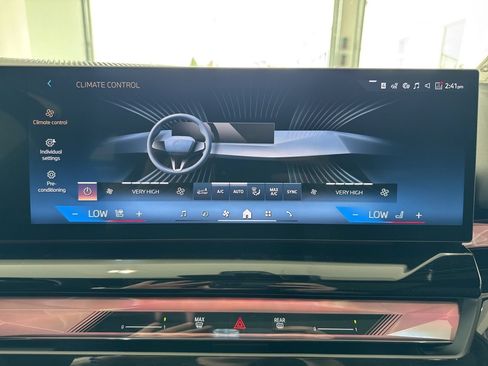 New 2027 BMW 530i xDrive w/ Premium Package AWD/4WD image 25