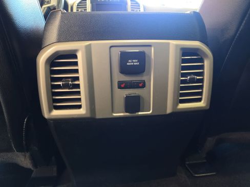 Used 2016 Ford F150 Lariat w/ Equipment Group 502A Luxury AWD/4WD image 39