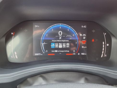 Used 2024 Toyota Grand Highlander XLE AWD/4WD image 12