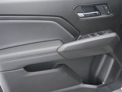 New 2025 Chevrolet Colorado LT w/ LT Convenience Package image 21