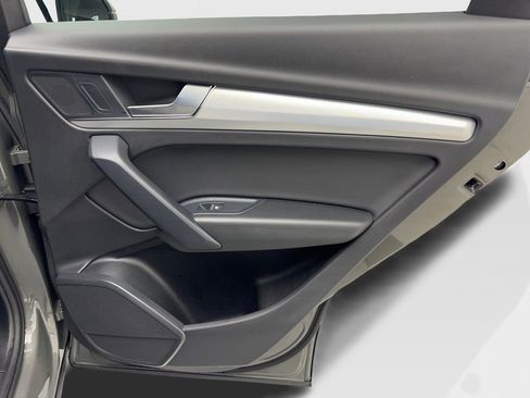 Used 2025 Audi Q5 2.0T Premium image 43