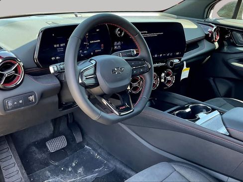 New 2025 Chevrolet Blazer EV RS AWD/4WD image 9