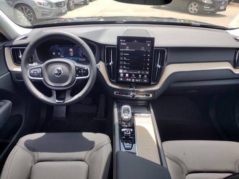 New 2026 Volvo XC60 B5 Plus w/ Protection Package Premier image 20
