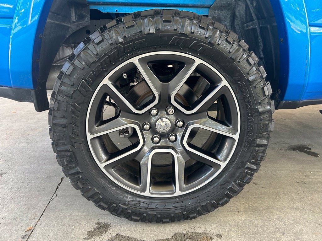 Used 2020 RAM 1500 Laramie RWD image 24