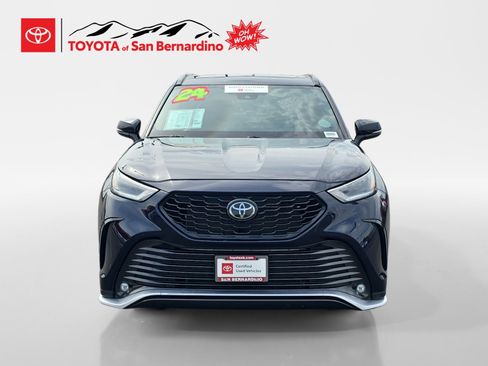 Certified 2024 Toyota Highlander XSE image 8