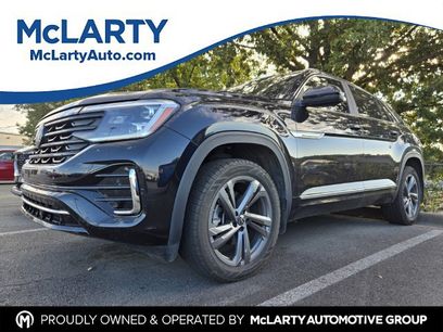 Used 2024 Volkswagen Atlas Cross Sport SEL R-Line