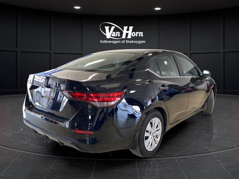 Used 2025 Nissan Sentra S FWD image 7