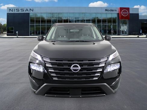 New 2026 Nissan Rogue SV FWD image 8