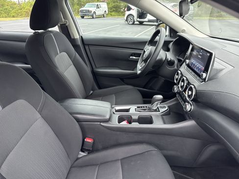 Used 2024 Nissan Sentra SV image 33