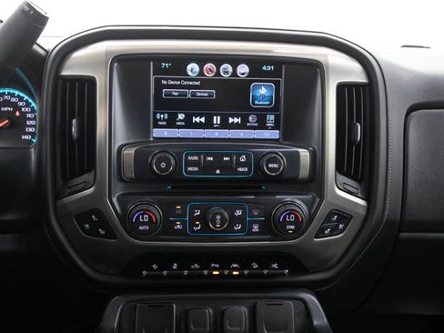 Used 2018 GMC Sierra 1500 Denali w/ Denali Ultimate Package AWD/4WD image 18