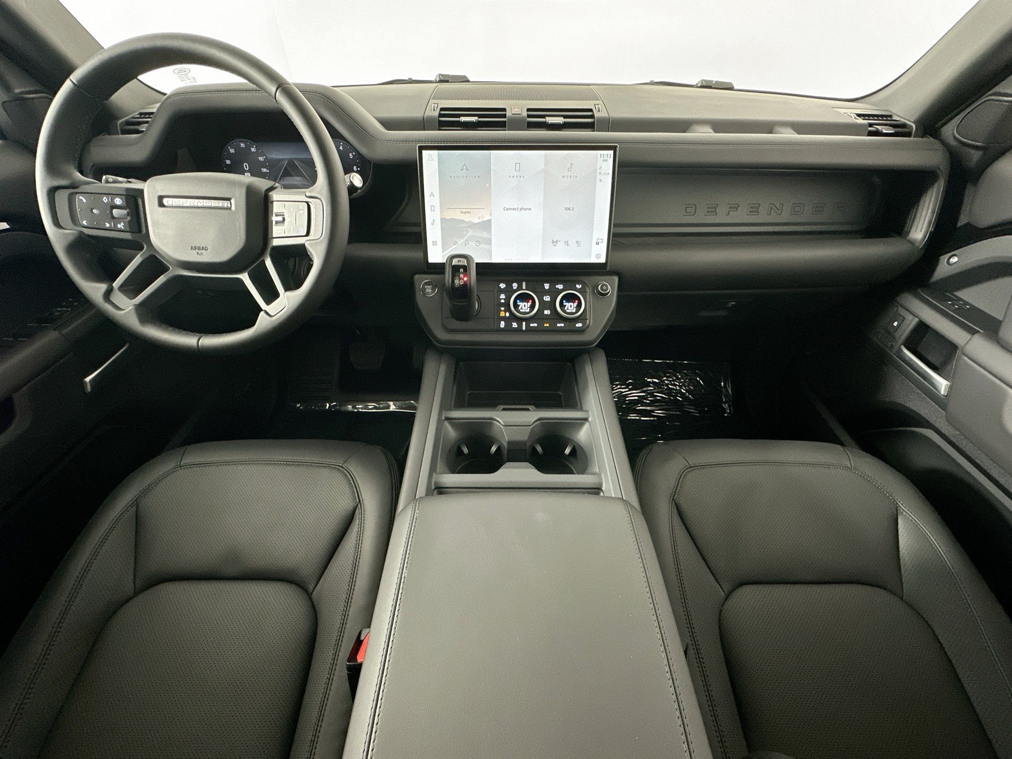 Used 2026 Land Rover Defender 130 X-Dynamic SE AWD/4WD image 21