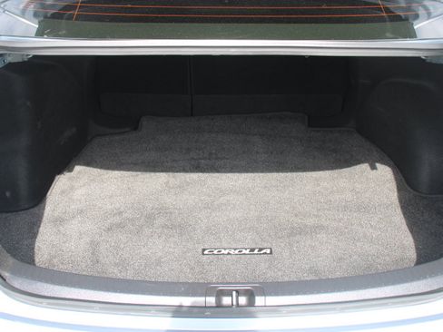 Certified 2024 Toyota Corolla XLE FWD image 15