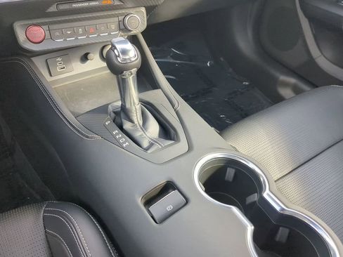 Used 2025 Ford Mustang GT Premium image 18