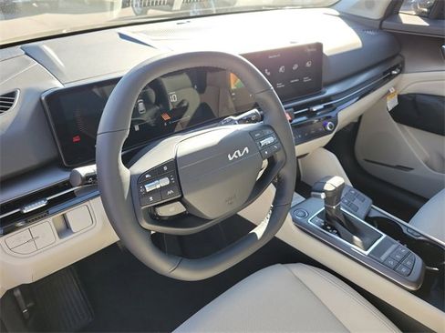 New 2026 Kia Sportage EX image 23