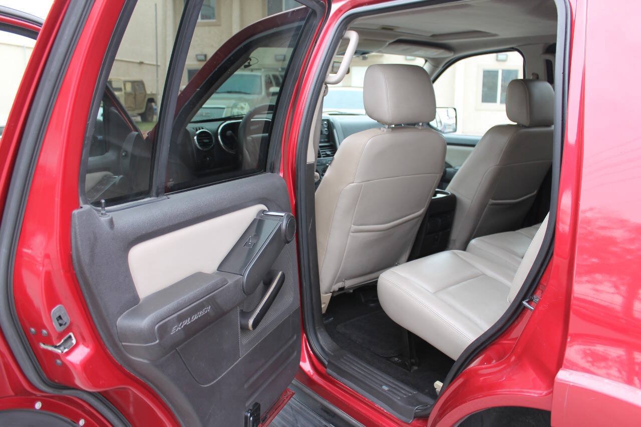 Used 2008 Ford Explorer XLT AWD/4WD image 27