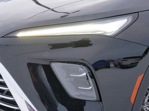 Certified 2025 Buick Enclave Preferred image 16