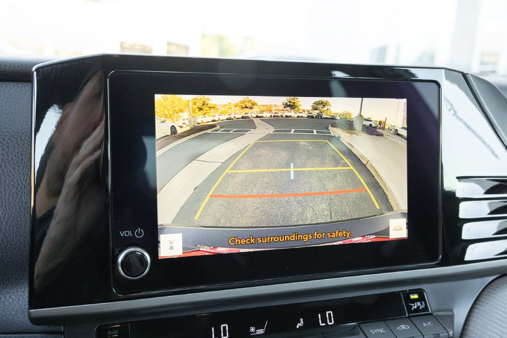 Certified 2026 Toyota Camry SE FWD image 18